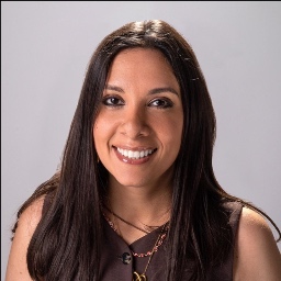 Cynthia Handal